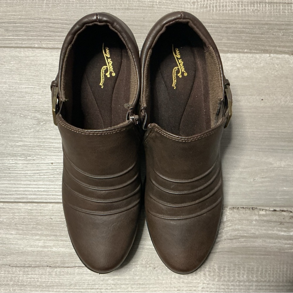 Easy Street Comfort Wave Side Zipper and Buckle Shoe Boot Brown Size 9 1/2